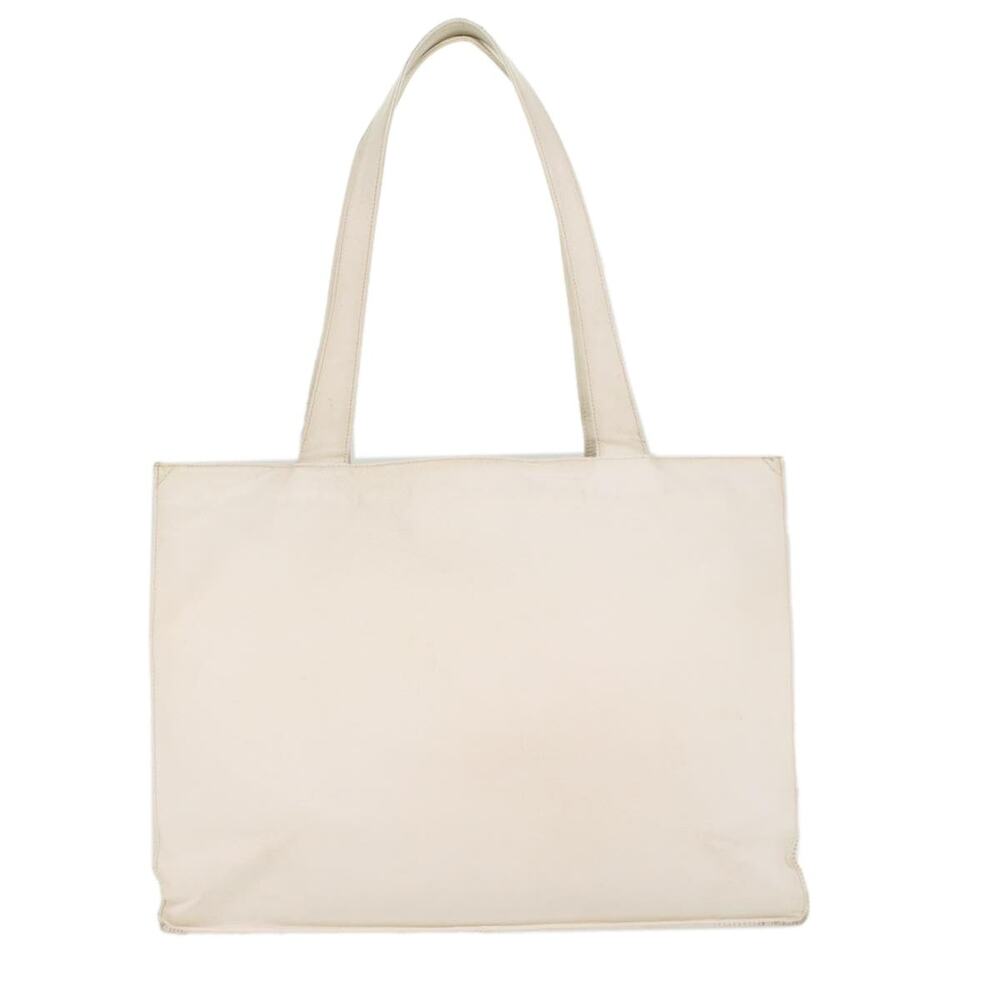 Chanel Tote Bag Caviar White